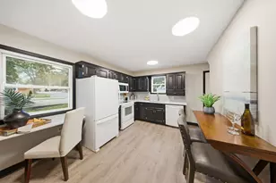 2800 Georgia Ave S, Saint Louis Park, MN 55426 - Photo 12