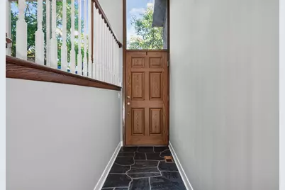 10251 Berkshire Road, Bloomington, MN 55437 - Photo 8