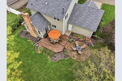 4875 Cottonwood Lane N, Plymouth, MN 55442 - Photo 2