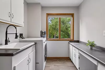 854 Palm Court, Maplewood, MN 55109 - Photo 26