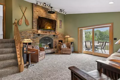854 Palm Court, Maplewood, MN 55109 - Photo 6