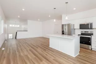 1519 KEYSTONE CIR NE, Dilworth, MN 56529 - Photo 4