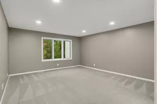 7 Wellesley Pl, Edina, MN 55436 - Photo 24