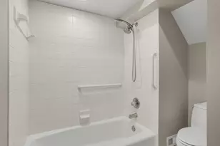 7 Wellesley Pl, Edina, MN 55436 - Photo 12
