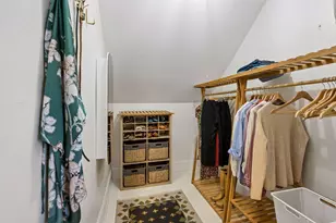 2121 E 22nd St, Minneapolis, MN 55404 - Photo 38