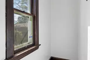 2121 E 22nd St, Minneapolis, MN 55404 - Photo 28