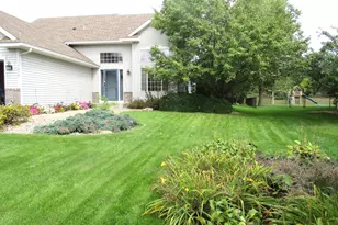 7059 Sussex Ln, Shakopee, MN 55379 - Photo 32