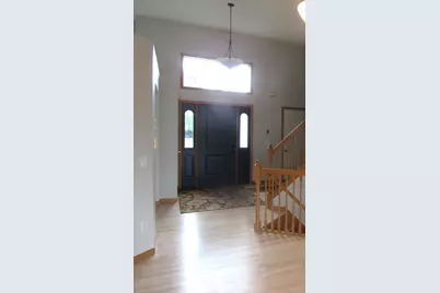 7059 Sussex Lane, Shakopee, MN 55379 - Photo 14