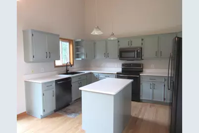 7059 Sussex Lane, Shakopee, MN 55379 - Photo 8
