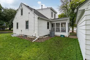 1204 N 4th St, Mankato, MN 56001 - Photo 28
