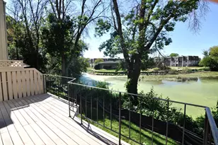 5845 Lake Curve Ln, Brooklyn Center, MN 55429 - Photo 14