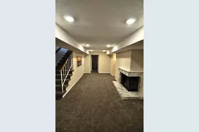 5845 Lake Curve Lane, Brooklyn Center, MN 55429 - Photo 24