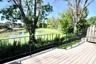 5845 Lake Curve Ln, Brooklyn Center, MN 55429 - Photo 10