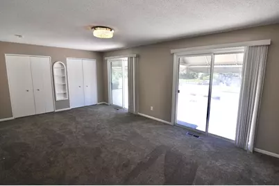 5845 Lake Curve Lane, Brooklyn Center, MN 55429 - Photo 30