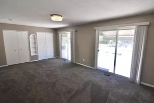 5845 Lake Curve Ln, Brooklyn Center, MN 55429 - Photo 30
