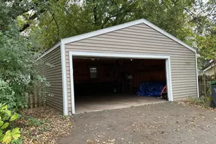 2697 8th Ave E, North Saint Paul, MN 55109 - Photo 32