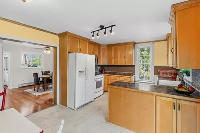2697 8th Avenue E, North Saint Paul, MN 55109 - Photo 18