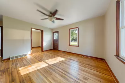2210 2nd Avenue NW, Faribault, MN 55021 - Photo 2