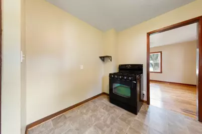 2210 2nd Avenue NW, Faribault, MN 55021 - Photo 8