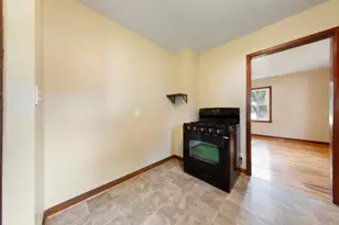 2210 2nd Ave NW, Faribault, MN 55021 - Photo 8