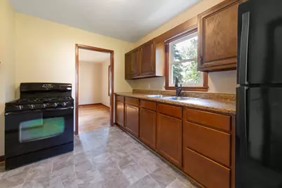 2210 2nd Avenue NW, Faribault, MN 55021 - Photo 6