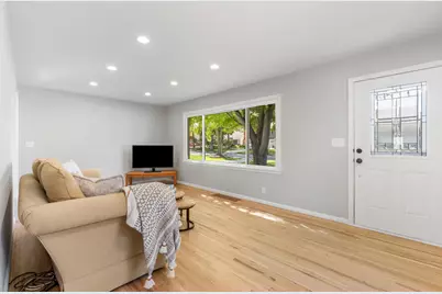 3413 Boone Avenue S, Saint Louis Park, MN 55426 - Photo 2