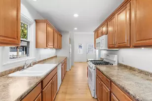 3413 Boone Ave S, Saint Louis Park, MN 55426 - Photo 4