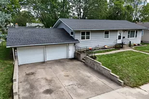 424 24th Ave N, Saint Cloud, MN 56303 - Photo 2