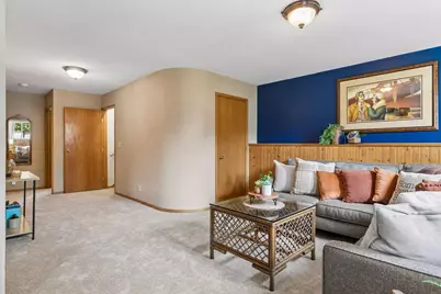 6364 Crosby Avenue, Inver Grove Heights, MN 55076 - Photo 18
