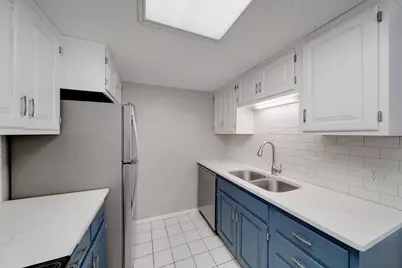 18657 Clear View Court, Minnetonka, MN 55345 - Photo 12
