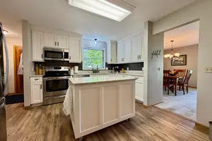 2201 Ridgewood Dr, Fergus Falls, MN 56537 - Photo 8