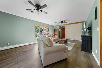 905 4th Avenue SE, Waseca, MN 56093 - Photo 12