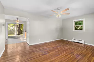 610 Grange Ave N, Oakdale, MN 55128 - Photo 4