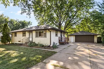 610 Grange Avenue N, Oakdale, MN 55128 - Photo 1
