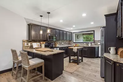 980 Carriage Lane, Chaska, MN 55318 - Photo 12