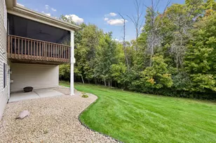 980 Carriage Ln, Chaska, MN 55318 - Photo 44