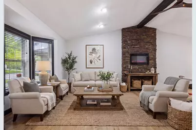 980 Carriage Lane, Chaska, MN 55318 - Photo 6