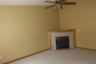 2004 16th St SW, Austin, MN 55912 - Photo 8