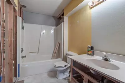 381 Red Cedar Street #1, Menomonie, WI 54751 - Photo 28