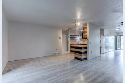 381 Red Cedar Street #1, Menomonie, WI 54751 - Photo 10
