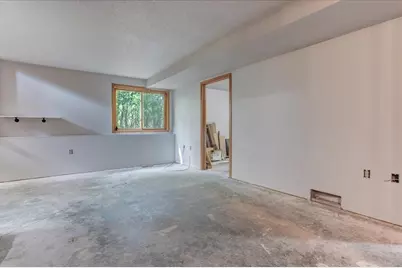 381 Red Cedar Street #1, Menomonie, WI 54751 - Photo 20