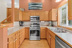5667 138th St N, Hugo, MN 55038 - Photo 10