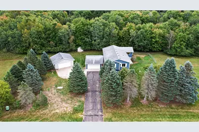 22811 Unser Street NE, Bethel, MN 55005 - Photo 2
