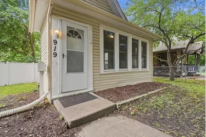 919 26th Avenue SE, Minneapolis, MN 55414 - Photo 2