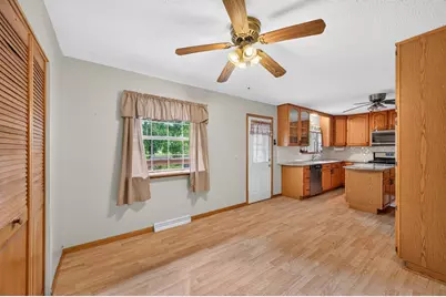 802 Charlotte Drive, Anoka, MN 55303 - Photo 8