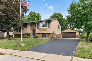 802 Charlotte Dr, Anoka, MN 55303 - Photo 2