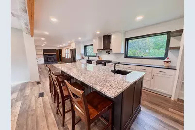 615 S Woodland Drive, Fergus Falls, MN 56537 - Photo 6