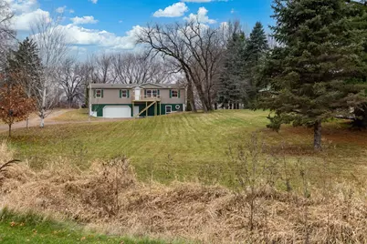 720 Central Avenue S, New Prague, MN 56071 - Photo 2