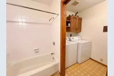 400 Kennedy Park Circle #102, Fergus Falls, MN 56537 - Photo 28