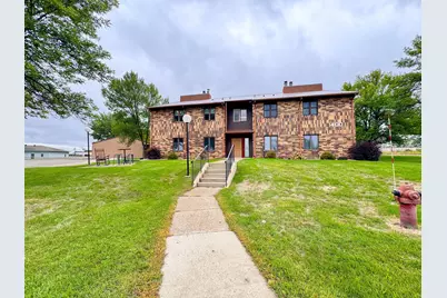 400 Kennedy Park Circle #102, Fergus Falls, MN 56537 - Photo 1